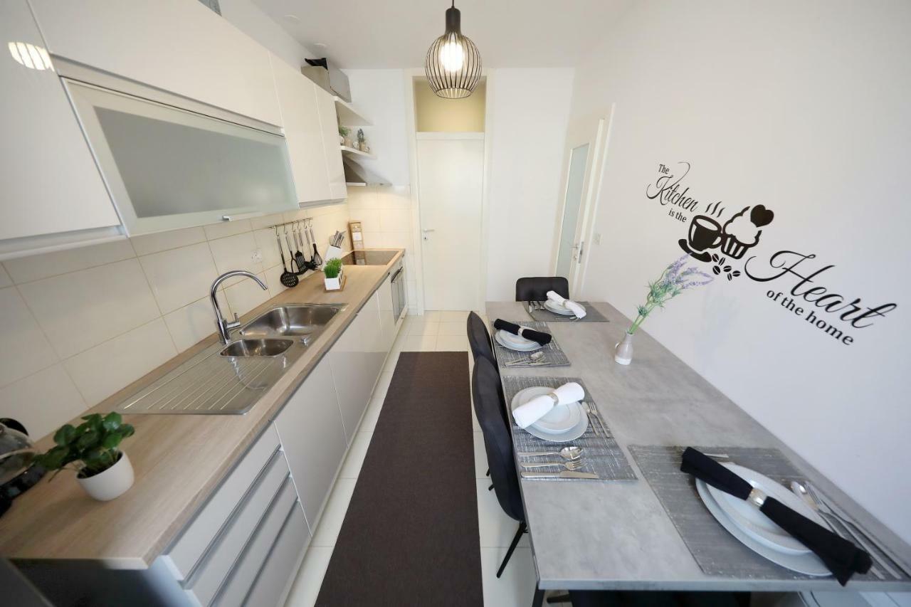 Appartement Dioniz à Zadar Extérieur photo