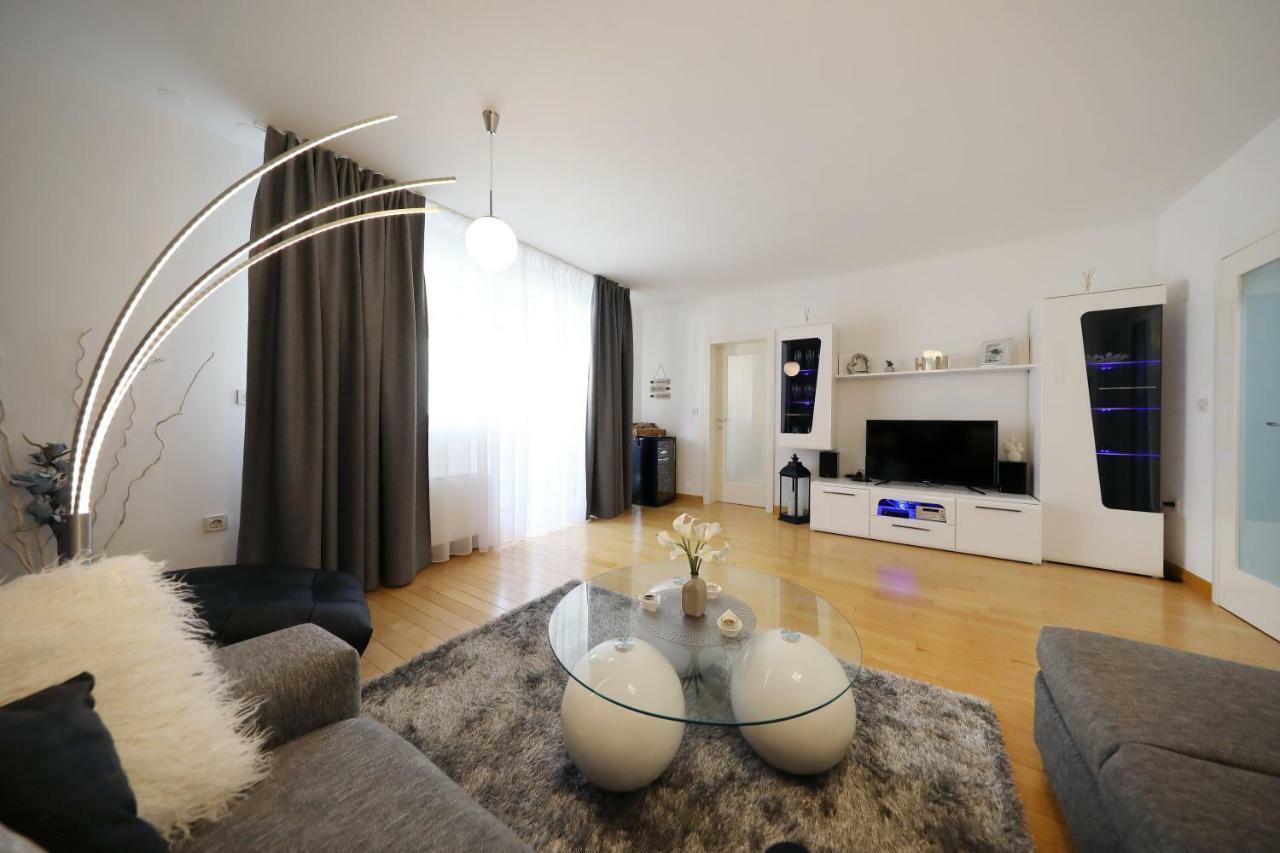 Appartement Dioniz à Zadar Extérieur photo