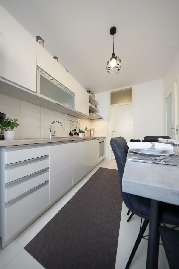 Appartement Dioniz à Zadar Extérieur photo