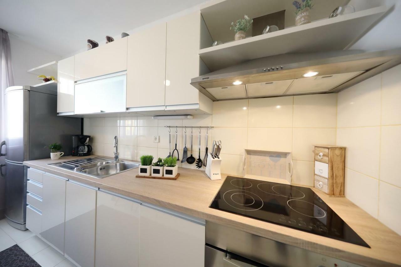 Appartement Dioniz à Zadar Extérieur photo