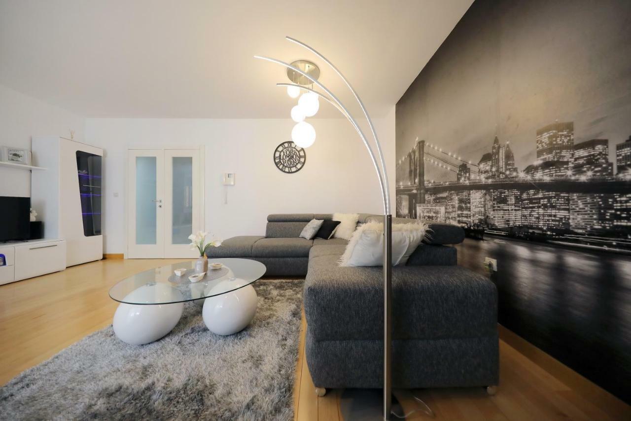 Appartement Dioniz à Zadar Extérieur photo